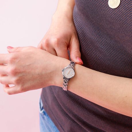 [^ԁF04499867023]ݓn߂uvݓnɕԐ炩ȌwA_ЂƂȂɋP̌́A܂Őݐ؂S̋̂悤ɁA̐SÂɐ􂢗܂Buv̌͑NłȂĂ܂Ԃ邱Ƃ͂ȂARƒaۂȂƂ炵ł傤Buv̎IȓƐÎ₩CXs[V󂯁A21.5mm̏ԂȃEhP[X̗pACfbNXɂ̓ArAgpAڂŎmFł鎋FmہBh[^̃KX̗p邱ƂŁÂ݂镵͋C\ALN̕ɈfUCւƎdオ܂ByidlzVo[P[XFXeXX`[xgF^xghfށF~lKX[ugF{NI[c VX11hF3ChyMATOW/}gEzXAႤߗނBCɊYgBCɓ̍B₩ɐgɓZAJ^`FAfށAXg[[B̕ωy݂ȂAɉfΊ̃g[ςĂB{lɂ蒚Jɂꂽ{̎vBSĂ̏ɔ낢B