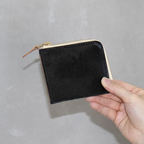 [^ԁF04500168000]{́uMASTER&CO }X^[AhR[vARpNgŃ^CgȃTCWO֗ȁAJ[h/RCP[Xɏ㎿ȃwAJ[t̎GƖڂAj}Bꖳ̐VoBѕ݂̔㎿ȃwAJ[t\ʂɎgpAVvȂ̂́AJo̒؂₩ɂĂACeBƂMtgƂĂŒAnCNIeBŐꂽfUCBFWJ̓[uEIp[h̃Aj}2FƁAnŃubNƃ`R2F̌v4FWJłBAj}}X^[AhR[̎ɂΏiŃ_ȎdオB4Fɓ̐F͓łBwAJ[t̎G肪Sn悢ApiłByMASTER & CO / }X^[AhR[z{́uMASTER&CO }X^[AhR[v́ACO̎sfނƓ{Zp̃hbLOAElɂWpChЉuhłBusɗꂸAꂼ̐lɂƂėB̂̂ɂȂ鐻i鎖vMOƂāAIA̍񂾑fނƓ{̐ElɂZp̗ZɂAɃnCNIeB[Ax[VbNȃACeĂĂ܂BI[ZeBbNŃX^_[hȃACéAgޒɓ݁A̐ľo܂Bs[^[AɃt@𖣗Ă܂BWF_[t[mGCWBAll made in Japan.