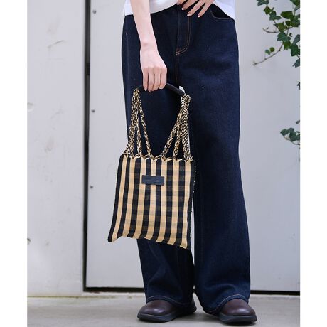 [^ԁF04509861000]NtgJCCAnbNobOׁIl̎ňJɍĂnhChobÓALVR̐ZׂŐDĐ삵`H|i̐DgpB`FbNXgCvȂǁAIȕǂdオɁBߏ̂oɂœKȃTCYłB͓IBMtgɂ߂̕iłBR[fBl[gɒ悢ANZgĂobOłBhȈۂłlۂzFȂ̂Ŏ₷΂łBӎEnhChł̂ŃTCYɌ̍኱܂BEJEԂȂǂňڐ̉\܂̂őgݍ킹ɂ͏\ӉBE`H|̐@ɂnh͎dɂdlƂȂĂ܂BEgppxɉĂ܂ɎĂꍇ܂B̏ꍇ͋߂̎ɗ܂uʌсvĒ܂l肢v܂BE{̂̓ɓ_݂lbviʁĵ悤Ȃ̂͐Ywisǂł͂܂ByMOON BIRD/[o[hzMoon Bird͌ɏƂ炳AÂȖRɔԓn蒹̂悤ɁAgRŗVѐSl̃X^COhāBgFreeLoveHappinesshRZvgƂALVRYɓ^E][guhłBlXȐFW߂Ȃ悤ȁAYő@ׂȕ҂݃obOWJĂ܂BA4TCY[\ȃnbNg[g͂