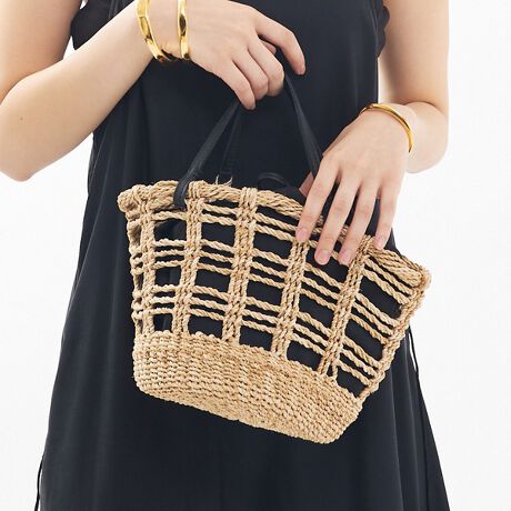 [^ԁF31500261030]ẴR[fBl[gɂ҂ȁAВt̃JSobOBɂ͋vgpAϋvƍ˔Ă܂BJSɂ͎RfނłAoJiA@ہjgpĂAi`ŉ݂̂镗͓IłBubN̋ВgƎAX^CbVȃANZgɂȂ܂BVvłȂꂽfUCŁAJWAɂ][gȂǂ̗sɂgACełByX^COzJWAR[fBl[g: fj⃊l̃VcAs[Xƍ킹邱ƂŁAbNX͋Cy߂܂BVvȃX^CłÃJSobOŁAꊴAbv܂BGKgȉẴR[fBl[g: hXXJ[gAuEXƍ킹āA炵VGbgĂGKgȃR[fBl[gɁBiłȂAĂ̕ACełBr[`⃊][gł̎gp: Ẵr[`⃊][gnł􂷂ACeBВŒgBAbNXV[ɂ҂łByВTCYz^e@27R@30}`@16|Pbg~1В͎O\łBy[J[iԁzBBK25-SS18yThe BagmatiiU oO}eBjzGRWJt@bVɁuv̒ȂĂĂuhłBFY킹ȂAǂ鍪ɂ́AʐŶłȂÂ`hJ@Ō݂YĂ܂Byӎzi摜́A̓p\RȂǂ̉{ɂAۂ̐FƈقȂČꍇ܂B炩߂B摜̏i̓TvłBۂ̏iƎdlAH኱قȂꍇ܂BTCY\L͂܂ŖڈƂȂ܂B̗̑\񏤕iAʏ폤iƂ̓ς͂ł܂B׏󋵂ɂA͂\肪Oシꍇ܂Bqlւ̔X̔xꍇ܂BǉYíAꕔ̓X܁Aʔ̂Ŕ̔̏ꍇ܂B\߂BigpOɁA^OɋLڂĂu舵̒ӏvu\vKmFBiɕsǂꍇAє̔ޑ܂Ă܂B炩߂B