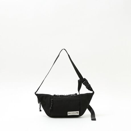 [^ԁF04509861044]yizEB_lXGNXyGX̃V_[őlC̃~joii|[`iGNXphoiiV_[BϋvɗDA_炩̃R[fiC͂̂܂܂ɁAꕔt@Xi[Jă}`łdlɂ܂B500mlybg{gAgсAȂǕKvȂ̂Đgyɓ̂Ƀsb^łI\nɋx❛̍500fj[̃R[fgpByTCYzF16cm@F33cm@eʁF1.5Lydʁz140gy@\z2 way bagt@Xi[Ń}`\L[tbN~1ijOtDJyXybNzFt@Xi[yfށz\nFR[f500D@ꕔFbvXgbviC@ nF[vF{v@ e[vF|GXey|Pbgz~1@O~1WILDERNESS EXPERIENCEiEB_lXGNXyGXj1973NɃAJEJtHjABɂđnƂAEghAMA[J[uWILDERNESS EXPERIENCEiEB_lXGNXyGXjvBgȓ̌hӖuhɂӂ킵v_NgQ͌50NォAEghApi|{̘V܃[J[ɂĐĂAx̍^tȃACeւƏ؂Ă܂BȃEB_lX獡̓^E[XŎg₷V_[obOЉB