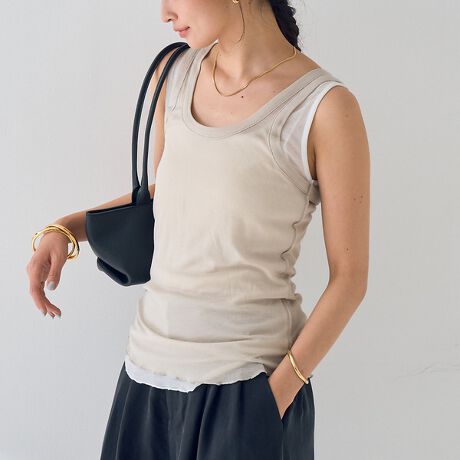 [^ԁF31500320006]C[hyAVA[fނ̃^Ngbv2ZbgoÎy₩ȃVA[Jbg\[fނgpAꂼ݂A[z[ATCŸقȂfUCŎdĂ2gBJ[Ⴂ̑gݍ킹ŁAd˂Ē邾ŃjAX̂郌C[hX^C܂BCi[ƂĂ͂A1ł▭ȃVGbgŁAtẴfC[R[fɑ劈B2Ƃ[fUCɂȂĂ̂A肰Ȃȃ|CgB񂵗͔QŁAigɂghꂽɂ߂̃ACełBCɒpgbvX̃TCYF65gF32.5F23.7yӎzi摜́A̓p\RȂǂ̉{ɂAۂ̐FƈقȂČꍇ܂B炩߂B摜̏i̓TvłBۂ̏iƎdlAH኱قȂꍇ܂BTCY\L͂܂ŖڈƂȂ܂B̗̑\񏤕iAʏ폤iƂ̓ς͂ł܂B׏󋵂ɂA͂\肪Oシꍇ܂Bqlւ̔X̔xꍇ܂BǉYíAꕔ̓X܁Aʔ̂Ŕ̔̏ꍇ܂B\߂BigpOɁA^OɋLڂĂu舵̒ӏvu\vKmFBiɕsǂꍇAє̔ޑ܂Ă܂B炩߂B