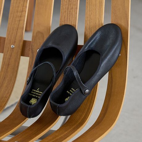 [^ԁF04510162016]CMX̓m[Tvg1984NnƂ̘V܃_XV[Y[J[ACROWN(NE)ԐlC̃U[XgbvWYV[YoI_XV[Y[J[炵AȂ₩Əv́B^ɂ̂ŎɂXgbv͒E₷Xibv{^gpB\[ɂ͂ƉʂAɂB܂AƂꂽfUC͏iŃNVbNBV[N킸܂킹閜\NĂ闝RB\bNX^Cc킹ő̃R[fyłˁByӎzi摜́A̓p\RȂǂ̉{ɂAۂ̐FƈقȂČꍇ܂B炩߂B摜̏i̓TvłBۂ̏iƎdlAH኱قȂꍇ܂ByCROWN/NEzCMXAm[Tvg1984NɑnƂ_XV[Y[J[BCROWÑ_XV[Y̓t@bVł͂ȂAp̎Ќ_XI茠Ɏupۃ_XI茠Ȃǃ_XV[YƂĐlC̍Ip̃V[YłBfUC̍ƁA₷猻݂ł̓t@bVV[YƂėpĂ܂BCMX