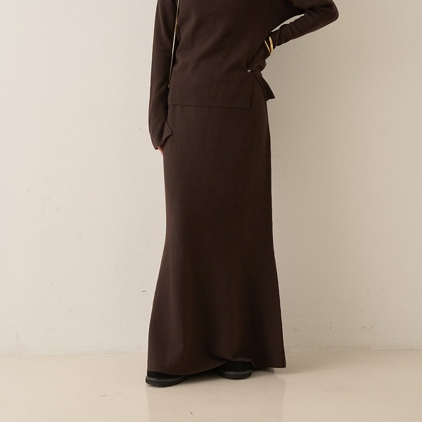 セットアップ対応】セミフレアニットスカート | ルージュ・ヴィフ