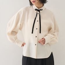 リボン付きブラウス【予約】