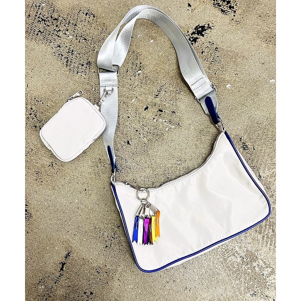 Winnie the Pooh／ショルダーバッグ | アリーム(Areeam) | マルイ