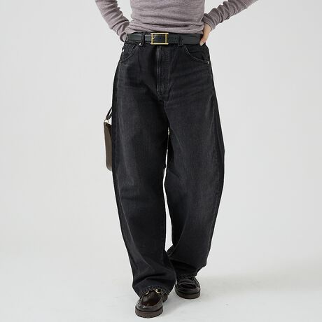 [^ԁF04510151005]FabricyCfBSzVINTAGEӂA{iIȕ\͂ȃfjpcBo𑾂邱ƂŁA▭ȉHƒ悢n܂AVGbgꂵɂz[h܂BɁA܎ɃOOE~bNX邱ƂŁASOMETHINGƎ̉ŝFƕBނقǂɈ킭AȂ̓ʂȈ{Ɉ炿܂ByubNzĖȂgpVINTAGEӂubNfjB100̃mXgb`fނłȂA_炩^b`fjL̃SȂAmXgXȐSnŁAKɂ߂܂B[݂̂ubNAR[fBl[gŜƈ߁AꂽۂɁIDesign/Silhouetter̃CEȂBvZꂽChXg[gBYfjĂ邩̂悤ȃ[YA炵VGbgǋChXg[gBŁuꌩvÃfUCłBɂƂ~bhCYfUCŁAXgXt[ȐSnBr̃CEA悢łB琞ɂăXgƂ܂ɗ邽߁AoIȋrʂ҂łAX^CAbv܂B▭ȃChƁAfj̉HɓOIɂ邱ƂŁAVvȂȂꂽۂoB̃gbvXɍ킹邾ŁAN̒ȂAǂȃR[fBl[gۂiグ܂BӎBeꏊ₨g̃j^[ɂ኱FقȂꍇ܂B̏íAJȂǂŎԂ▀CɂFڂ肷邱Ƃ܂Bv͐F܂̂ŐFڂɂӂB܂Aʂꂽ܂܂ŕuA₩ɉAĂBySOMETHING/TVOzTVO͏̎q̃W[YłB1979NȗAWpfj葱ĂEDWIÑEBYuhuSOMETHINGvBu̎q́AȂ炸ꂢɂȂBvRZvgɁAp̃VGbgp^[Â߂̃W[Y葱ĂWpfjuhłB̕ωƋɃW[YωAɃW[Y鏗Ɋmȉl񋟂Ă܂BCfBS fFH170 W70 H96 pTCYFMubN fFH158 pTCYFM