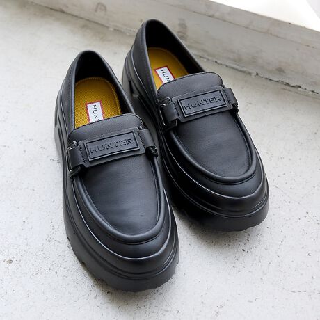 [^ԁF04510162012]gȟꃍ[t@[HUNTER(n^[)oBt@ChGNXv[[tbgtH[[t@[́An^[̐VϐU[V[Ỹ[t@[BvbgtH[̂ۂĂƂd̂tHghoA\[tgɎ{ꂽn^[S܂œnFł܂Ƃ܂ĂAlŃVeBCNȃfUCŏiɗꑫɎdオĂ܂B܂Abp[ɑϐU[gpĂA@\ig͂AJ̓̂oɂœKłB܂A`L[ȃAEg\[ɂ́ATCNEVAgpĂׁAyʂȂ̂́Byӎzi摜́A̓p\RȂǂ̉{ɂAۂ̐FƈقȂČꍇ܂B炩߂B摜̏i̓TvłBۂ̏iƎdlAH኱قȂꍇ܂ByHUNTER(n^[)zn^[́AvVIȗRp`uhBIWiu[c̓n^[\ƂĐEɍLmĂBn^[̑nƂ1856NBߍȊ⌵V󂩂pCIjȂh䂷ׂɐ݌vꂽfUCn^[uȟ_B͑nƂ160NȏソłAXƃuhDNAƂčɎ󂯌pĂB1977Nɍōȉ؂łp̃giʏ̃Cgj^Ap̌pBu[cƂĂB