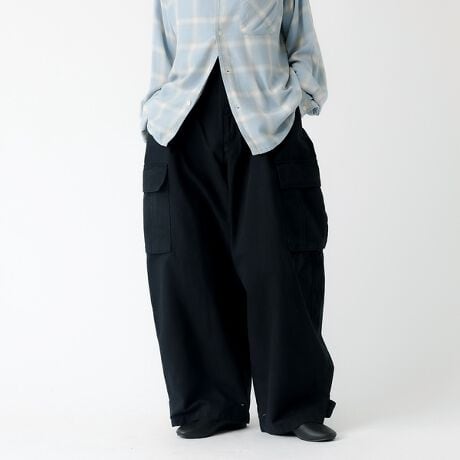 [^ԁF04510151007]Ƃu[NcCōAI[o[TCỸTybgłBEGXgƃwɃTCYp̃^uLׁAFXȃVGbgy߂܂B܂AEGXg^uԏƁAWXgEGXgTCYɂȂATXy_[OĂ̒p\^CgȃgbvXƑǂ̃I[o[TCỸpcłByJOHNBULL/WuzRq~s_ƂW[YuhB1952NɑnƁA1963NɊЂƂĐݗBe[}̓[NB[N[c50N̗jWuui܁j𐶂vƂAԖňԖ͓IȘĴ߂ɑ镞BC킸āA𐶂Ɗyވׂ̍ƕɂȂ肦镞B̋C𔽉fAoĂFȂCibvŌÒƂĂlo镞n葱B[NƂƃC[W銾Ɩɂ܂݂ꂽEł͂ȂAy|pAn삵ĂƂJOHNBULL͘J([N)ƍlBǂ߂GlMbVȐlAI{̎ԂłIVɏ肱ȂÃX^C\łlBłȂy|pAJ`[y߂lBނ炪\c[ƂĈ镞BȘJł肽ƍlB