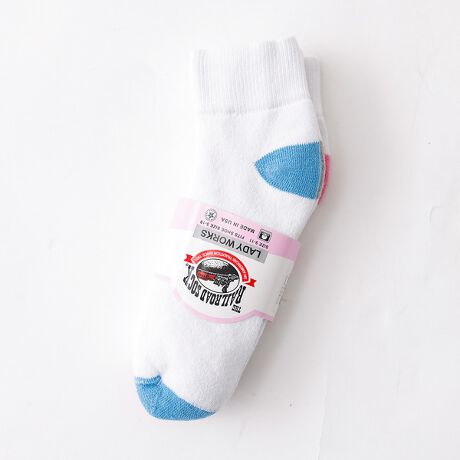 [^ԁF04510165008]G̗ǂCA3ZbgBܐƂƂ̐FJtŉ炵ACełBVvȃfUCłǂ̃R[fɂ₷łB\m^Q1䒷߃\m^Q2Z߁yӎzi摜́A̓p\RȂǂ̉{ɂAۂ̐FƈقȂČꍇ܂B炩߂B摜̏i̓TvłBۂ̏iƎdlAH኱قȂꍇ܂ByTHE RAILROAD SOCK/C[h\bNz1901NɃAJőnƂV܃\bNXuhB̂THE RAILROAD SOCKBSƈp̃\bNX肩X^[gA݂Ɨp\bNXCɓWJBYMade in USAɂA^Î悤ȗDGƂ̃\bNXuh̑㖼IȃACeB