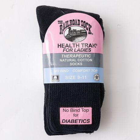 [^ԁF04510165007]2Zbg聙pXeJ[ɂƐ߂HELTH TRAK THERAPEUTIC SOCKSBقڃt[TCYŒߕtȂXgXt[ŗ\bNXłBAJɂ葱V܃\bNXuhuC[h\bNvRAILROAD SOCKHELTH TRAK THERAPEUTIC SOCKSB₳SnǋAAa̎Âɂgi`Ȗȑfރ\bNXBN[̃u͒ߕtȂA܂ėX^CɂœKłBjQAXgXȂpł̂ŁAނ݂q̕ɂ߁B̓NbVǂnpC҂݁Az悭̊ȂɂԂۂĂ܂Bx[VbNȃbNX̓fC[ȃR[fBl[gƑQBX^CO炩͋CɎdグi`ȌCłByTHE RAILROAD SOCK/C[h\bNz1901NɃAJőnƂV܃\bNXuhB̂THE RAILROAD SOCKBSƈp̃\bNX肩X^[gA݂Ɨp\bNXCɓWJBYMade in USAɂA^Î悤ȗDGƂ̃\bNXuh̑㖼IȃACeB[J[iԁFRSS1063400