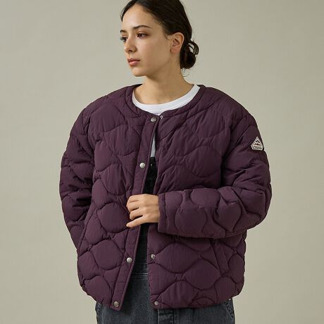 [^ԁF04519831005]uiNv́Aۂ݂̂VGbg͂̃V[gOX̃Cg_EWPbgBIjILgfUC|CgŃVvȂꂽۂ^܂BƂEh̃lbNCy₩ȒSnȂAslbNXւt`_bN_EƏ[UAۉmۂĂ܂Bɂ₷A~ꂾłȂHtȂǒԂɓnĉKɎgpłꒅłB|CgEŔɌyʁAmXgXȒSnBECi[_EƂĎ^т₷CgȈꒅBEقǗǂtg̃IjILgBEƂ݌BERpNgɎ[gт\łBETChɃV[|PbgBVGbg/fރCi[ƂĒ₷אĝƂۂ݂̂VGbgB킽ɂ͍it`_bN_EґɎgpBR[fBl[gŌyACg_ẼxXgB܂̃_E𒅂܂łłȂ̌yDƂďd󂷂郉CgłBʋ΂̃R[gȂǂ̃Ci[_EƂĂA܂t̎[܂ɓėsAEghAV[ɂ֗łyPYRENEX / slbNXztX̃sl[R̘[TEZx(Saint-Sever)ɂāAт𐶎YЂ 1859 NɑnƂPYRENEX(slbNX)BTEZx̓tHAO̎YnƂĉBł͗LȒnŁAslbNXЂ͑nƓA HpƂďꂽ̖тpA|zc▍Ȃǂ̐Qނ̐Y𑱂Ă܂Bsl[R̘[ƂCۏň_bŃAsbLOꂽ_E͔ɍtBOp[Aۉ̍_E܂܂B1960NɃVtȂǂ̃Lvpi͂߂Ƃ{iIȃApi̐Yn߂slbNX́AOEM [J[ƂėlXȃuhƃ^bOg݁AẪmEnE~ςA1990NォuPYRENEXv̖uhX^[g܂B݂ł͎fUCi[Ƃ̃R{[Vv~ACWJAt@bVV[ӎioĂ܂Bp̒cXSݓXAZNgVbvɃR[i[WJȂǁAtX\_EuhւƑ傫WĂvlbNX݂͌łє̔Q̐Y𑱂ĂAEIɂ͒т琻i܂łтĎЍHŐYĂ_Ȇ[J[łBubN fFH170 B86 W61 H90 pTCYF38AC{[ fFH170 B86 W61 H90 pTCYF36{h[ fFH170 B86 W61 H90 pTCYF40