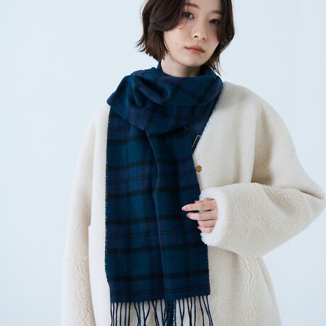 [^ԁF04510167001]p㗬K̃AEghAECtX^ČBarbour(ouA[)Ap炵ӂ^[^`FbÑ}t[oIfUCp̓`Iȃ^[^`FbN`[tɂAjZbNXŎgx[VbNŃI[ZeBbNȃ}t[B▭ȐFőlۂAg₷΂łBNVbNȃ^bZŎdグĂ܂Bfޗr100ŔG̗ǂfނgpĂ܂B~̃R[f̃ANZgɂȂ}t[͑蕨ƂĂ߂łIyӎzi摜́A̓p\RȂǂ̉{ɂAۂ̐FƈقȂČꍇ܂B炩߂B摜̏i̓TvłBۂ̏iƎdlAH኱قȂꍇ܂ByBarbour/ouA[z1894NnƂ̉p㗬K̃AEghAECtX^ČuhBkC̕sȓV̌œv⋙tA`pJ҂̂߂ɁAhAϋv̍IChNXWPbg񋟂̂n܂B^Ȃ̂ÂƂ̕íACMXpBiCEgjƂĔF߂ĂB݂ł̓AEghA[XłȂAt@bVƂĎ̃X^Cɂ̂lXɐȐlCւB