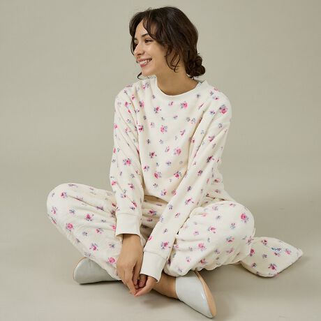 [^ԁF04519821021]t[Xfނ̒ApcAВ3_ZbgœoIg~ɒACełBpW}⃋[EFAAߏ̂oȂǖ\Ɋ􂷂邱ƊԈႢȂ̕iłBSnybNXTCYłBFBƂ낢؂Ȑlւ̃Mtgɂ߂łByZbgezt[Xt[Xpct[XВyJEMORGAN/WF[C[[Kz1945NɃyVojABŏȒ̖DHƂĐݗBX^[g̓AEghAp̃Ci[iƂĒpA̍ō̋@\ƃtBbgF߂AۓIȃX|[c`[ČR̃Ci[ƂĂ̗p܂B90NɓƃAJJWÃt@bVACeƂĈʓIɒp悤ɂȂ܂Bu T[}ƌJEMORGAN vƌقǐEIɂ̃uh͐ZĂAۉ Lk G̗ǂȂǍōĩT[}EFAƂčLmĂ܂B