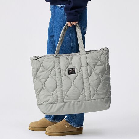 [^ԁF04510161003]Ci[_EEFAuh TAIONi^CIjAg[gobO^ŃfC[Â₷LeBOobOoIfUC~^[`[tɂfUC̑傫߃g[gobOłBBATCY`p\R܂Ŏ[\ȃTCYBV_[XgbvƁAZ2ʂ̎肪܂BobO̓t@Xi[tBɂ̓t@Xi[t̏߂ȃ|Pbg1BȂ̓_炩V_[XgbvBuhl[ANZgɂȂĂ܂Bv[gɂD]łf5mmpbvXgbvngpBɂ́A800FP̏㎿ȃ_EgpĂ܂Bw`}Lgŗ̓IɎdグĂ܂BʂŎgp_EiʁF600FPOjyA gC܂ނƂł܂Bƒł̐\łB̍ۂ͏i̐l[mF̏エꂭBiXybNE2WAYdlig[gobO^V_[obOj̏iłBE\ɂ́A5mmpbvXgbvngpĂ܂BE800FP̏㎿ȃ_EgpĂ܂BEJ̓t@Xi[dlłBEƒł̐\łBjpłBsӎt_E͓VRȒfނł邽߁AHɔZF̂邱ƂA\ʂɓČꍇ܂B͕sǕił͂܂Bi@Fڗӏ܂痼ŏŒƖڗȂȂ܂BjyTAION / ^CIzCi[_EEFAuh TAIONi^CIjBuh̗ŔẢTAIONBCi[_EEFA𐶊ɕKȁAg̉ێhEFAƂڂœWJڎwAiƉl̂hiǏ]܂B