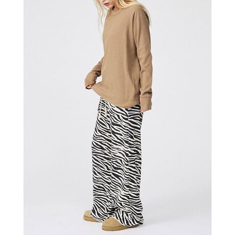 [^ԁF04519821008]lC̃bt[EFAɃAj}XLoIgbvX̓uEŃ{gX̃fUCזȂJ[ɓBXL̃J[g[𗎂ƂėFŎdグĂ̂ŃLc͂ȂALɒp܂BSnA₷͂̂܂܂ɐVWJ̃[EFAłB[EFApW}ƂĂ͂AƂoɂ߂̃ACełByiڍׁzuEqEubN_VAO[[uyӎzi摜́A̓p\RȂǂ̉{ɂAۂ̐FƈقȂČꍇ܂B炩߂B摜̏i̓TvłBۂ̏iƎdlAH኱قȂꍇ܂ByFRUIT OF THE LOOM/t[cEIuEUE[z160Nȏ̗jEL̃x[VbNAp/A_[EFA[J[B݃AJEP^bL[Bɖ{nuA č̃A_[EFAAvgpTVcsłTOPuhƂĂ̒nʂmĂ܂BÂAJl̃CtX^Cɗn݁Ảʎ̃SmȂAJl͂ȂƌĂAłvgTVc̃{fBA_[EFÃuhƂčLmnĂ܂B܂TVcA_[EFAȊOɂAJ鏤i𕝍LWJĂ܂BuE fFH166 pTCYFMubN fFH163 pTCYFMO[ fFH156 pTCYFM