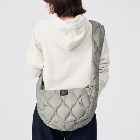 [^ԁF04510161002]Ci[_EEFAuh TAIONi^CIjA~hTCỸoii_EobOoIfUC~^[`[tɂfUCB㕔̓t@Xi[JAɂ̓X}z⏬̎[|PbgtŎpdlɂ܂B΂ߊ|⌨|ɒxǂŁAĝɎRɃtBbg܂Buhl[ANZgɂȂĂ܂BMtgɂ߁fލxiCngpBɂ́A800FP̏㎿ȃ_EgpĂ܂BʂŎgp_EiʁF600FPOjyA gC܂ނƂł܂Bƒł̐\łB̍ۂ͏i̐l[mF̏エꂭBsӎt_E͓VRȒfނł邽߁AHɔZF̂邱ƂA\ʂɓČꍇ܂B͕sǕił͂܂Bi@Fڗӏ܂痼ŏŒƖڗȂȂ܂BjyTAION / ^CIzCi[_EEFAuh TAIONi^CIjBuh̗ŔẢTAIONBCi[_EEFA𐶊ɕKȁAg̉ێhEFAƂڂœWJڎwAiƉl̂hiǏ]܂BubN fFH156 pTCYFFJ[L fFH163 pTCYFFx[W fFH166 pTCYFF