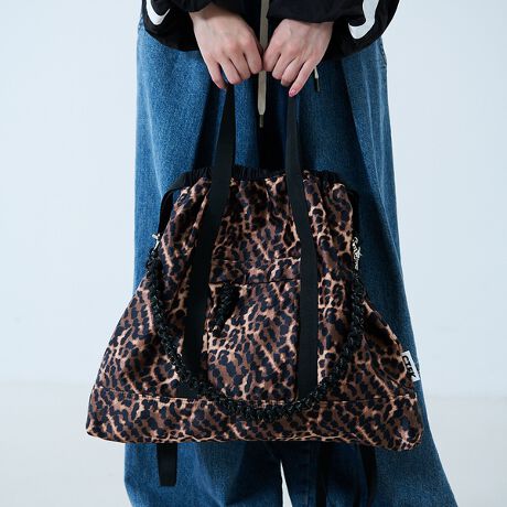 [^ԁF04520161000]sRg[t[Nt̃OZ[ACeIg[gobOAV_[obOAibvTbN3WAYŎgpo3WAYXNGAg[gBVѐŜA肰ȂzF悢ANZgɁBPCA4TCYۂTCYȂ̂Œʊwv`sɂBg̗ǂtg|PbgtłBEOɃt@Xi[|Pbg~1Eɂ̓t@Xi[|Pbg~1AI[v|Pbg~2Aybg{g̓z_[~1EibvTbÑV_[߉\ER[hnhO\yӎzi摜́A̓p\RȂǂ̉{ɂAۂ̐FƈقȂČꍇ܂B摜̏i̓TvłBۂ̏iƎdlAH኱قȂꍇ܂B炩߂ByCTFK/Rg[t[Nzx[VbNAghǂ炵JWAX^CDȑSĂ̕ɌĐSn悭AfC[ɎgACeĂ܂B