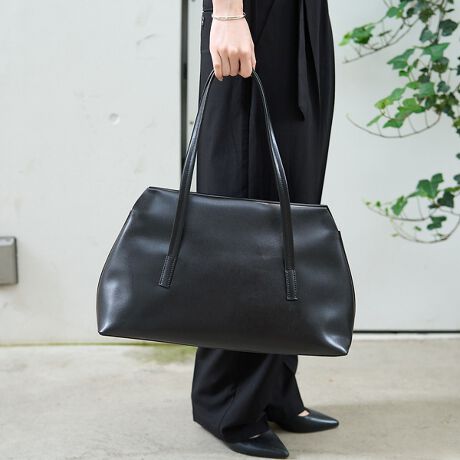 [^ԁF31510261033]ꂽfUCƎp˔AyMAESTOSOz̐lCACeuAURORA TOTEvBA4TCY܂eʃg[gobÓAʋ΂ʊwAfC[gɍœKB[͂ȂyʂŎ₷Aɂ͏𐮗A|[`Ă܂B㎿ȑfފƃ_ȃfUĆAIEIt킸LV[ŊB̃X^CɊYȂAŐꂽl̈ۂoĂiłBy|[`TCYz^eF16cmRF29cmy[J[iԁzAURORA TOTE SUED/POLARIS1yMAESTOSO/}GXg\zz⒤̉e󂯂אS̒ӂ𕥂􉽊wIȃVGbgƁAv[fUCƐElZ̗Zgݍ킹āAMaestoso ͓ƓłȂ玞𒴉zApł铊i𐶂ݏoĂ܂B̃RNV́AIȃ~j}YƂuh̓IȃR[hAȂȂDꂽNw̗pAґւ̑@ׂȃAv[`ǋāA|piƂقړ̌IȃfUC쐬܂Byӎzi摜́A̓p\RȂǂ̉{ɂAۂ̐FƈقȂČꍇ܂B炩߂B摜̏i̓TvłBۂ̏iƎdlAH኱قȂꍇ܂BTCY\L͂܂ŖڈƂȂ܂B̗̑\񏤕iAʏ폤iƂ̓ς͂ł܂B׏󋵂ɂA͂\肪Oシꍇ܂Bqlւ̔X̔xꍇ܂BǉYíAꕔ̓X܁Aʔ̂Ŕ̔̏ꍇ܂B\߂BigpOɁA^OɋLڂĂu舵̒ӏvu\vKmFBiɕsǂꍇAє̔ޑ܂Ă܂B炩߂B