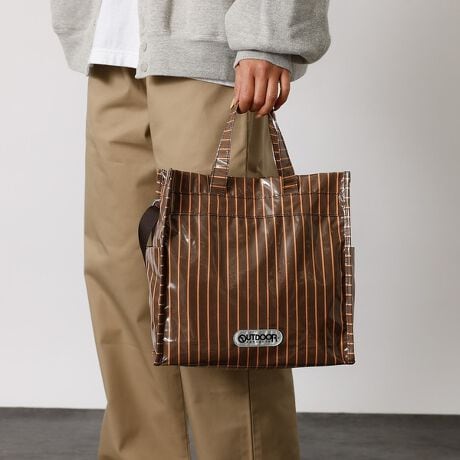 [^ԁF04520161027]XgCv͓I2wayobOBJWA炫ꂢ߂܂ŕLR[fɍƊԈႢȂI[V[YŎg₷ACełB}`L߂Ȃ̂|CgBiڍׁJFXibv{^tOV_[tyӎzi摜́A̓p\RȂǂ̉{ɂAۂ̐FƈقȂČꍇ܂B炩߂B摜̏i̓TvłBۂ̏iƎdlAH኱قȂꍇ܂ByOUTDOOR PRODUCTS / AEghAv_Ncz1973NAAJC݃T[XɂăAgV[Z킪nƂAEghAuhB݂ł̓obOɉAJWAEFAAA_[EFAAV[YAvAXe[Vi[Ȃǂ̓pi𕝍LWJ郉CtX^CuhƂāAE60JȏňĂ܂B