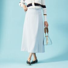 スリットフレアミディスカート