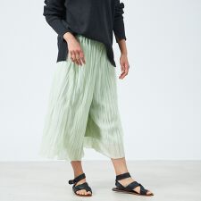 ランダムプリーツパンツ