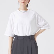 バックフリルTシャツ