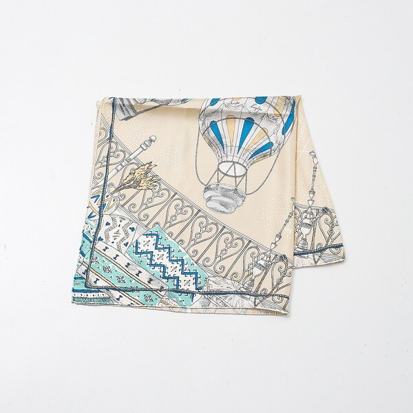 40周年】＜カリテ×マニプリ＞バルーンスカイスカーフ | カリテ(qualite