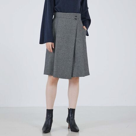 [^ԁF32490050011]*Detail*AVg[fUC̃V[gpcBGB䊴ŁAu[c킹ől̕ł킵₷ACełB*Coordinate*VvȂꂽfUCŁAJWAɂꂢ߂ɂR[fBl[g\łBZbgAbvŃVc(32490010015)ƍ킹̂߂łB