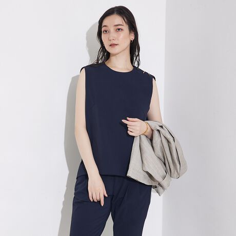 [^ԁF32500010020]*Detail*悢nƏ_炩𕹂2WAYXgb`fނgpm[X[ugbvXBǧԂŐ܂闧̊AiȃRN[VGbgoBO͂A͂ӂBoX悭̌^Jo[ȂCɁB*Coordinate*אg̃pc킹āAVGbg̃nyނ̂߁BLbƌtANZgɂȂAVvȂꂽۂɎdオ܂B