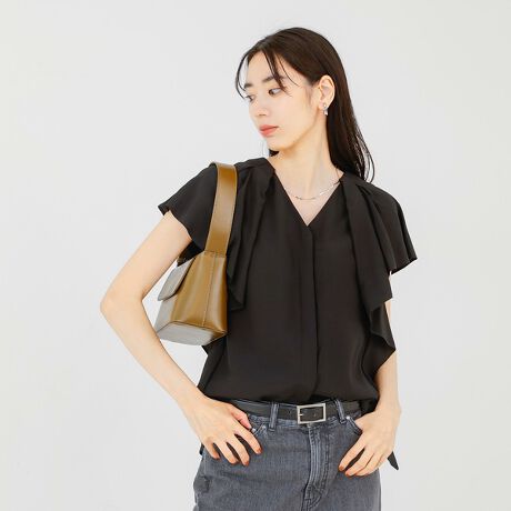 [^ԁF32500010019]*Detail*̂fނɃ^bNt{AOJdl̏iȃVcBVlbN~䗃dĂŁAÂ}V[vȈۂL[vBꖇłCX^CłfAVGbgƃfBe[͂̈ꒅłB*Coordinate*ƂlbNĆAChpcƍDB{bNXVGbg܂悭Jo[ACłAEgłoX悭܂܂BANZ̓VvɁÂobO⑫ł肰Ȃ؂₩vXāBs@ӎtEX`[NG@X`[ꍇAɗ͎アX`[ݒŋƂĂĂ悤ɂĂB@n@ׂœ₷߁AꏊɒԂĂȂ悤ɒӂĂBEAC@ACĂۂɂ́yቷzɂĂĂ悤ɂĂBE􂢌@nK[̍ۂɁAŌyVL΂ĂƂ𐄏܂B 