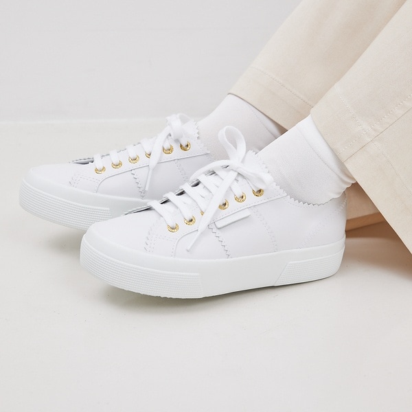 [�}���C]�yPELLICO×SUPERGA�z�R���{�X�j�[�J�[/�J���e�iqualite�j �z���C�g