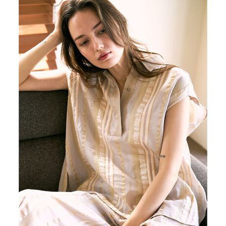 [^ԁF32510010002]*Detail*nF̐Dŕ\Aiŉŝ鍑YXgCvngpBLvȂł̗͂ƌ򊴂ŁAl炵ꂢ߂ȈۂɁBfރpcƂ̃ZbgAbvŒ΁As[XAIOX^Cy߂܂B*Coordinate*㉺ZbgŒƁA܂ŃI[Ĉ悤ȓꊴ̂iR[fɁBVcAEgĒ΁Â郊bNXX^C܂BPigłɂȂfފŁAIIt킸􂷂ꖇłBi摜́A̓p\RȂǂ̉{ɂAۂ̐FƈقȂČꍇ܂B炩߂B