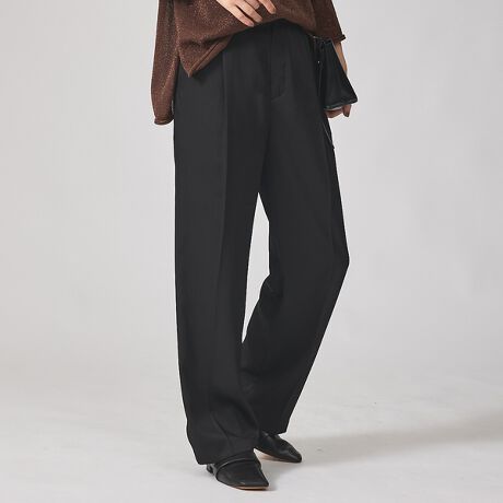 [^ԁF32510050004]*Detail*cƗAځiJ[j̕\iȑfނgpZ^[vXłƌȂAEGXgSŃXgXt[ȐSnBLC߂ɌȑfފȂATVcXj[J[Ƃ̃JWA~bNXDłB*Coordinate*VvTVcƍ킹āAfނ̏ilJWAɁBWD΁AIɂg邫Ɗ̂X^CɑςB̓Xj[J[OJT_ŔoƃoXłB