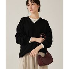 ウールVネックプルオーバー