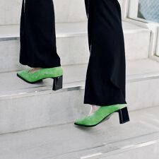 スクエアヒールパンプス