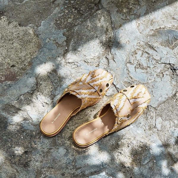 メッシュスクエアトゥフラットミュール | オゥ バニスター(Au