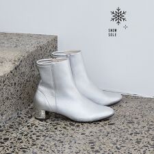 オゥ バニスター(Au BANNISTER)の【スノーソール】バックストレッチショートブーツ