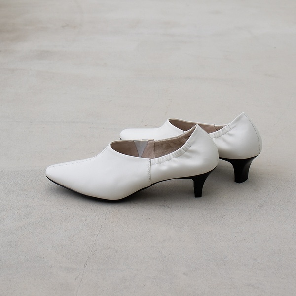 ボロネーゼ 甲深パンプス | オゥ バニスター(Au BANNISTER) | マルイ