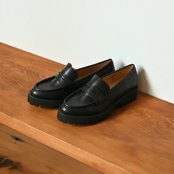 [}C]y̔X܌zy ꃍ[t@[/ID ojX^[iAu BANNISTERj ubN