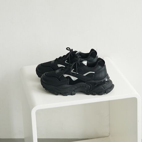 [^ԁF54506040012][ĥX|[ceCXgȐVXj[J[BR[fBl[gubN/zCgƂɃJ[œꂳĂ̂ŁAlۂۂ̃fUCBԂ̃Xj[J[ł̓JWAăX^COɍ킹̂ɂ񂨂߁B|CgTChɎ{ꂽA^bNVo[̃ANZg|CgBJ[œꂳꂽfUCȂ̂ŃJWAɂȂ肷AlۂX^COɍ킹₷fUCłB悢{[̌Ȃ̂ŁArʂBꕔBe摜́A̓ŐFČꍇ܂Bi̐F͔wĩX^WIBe摜QƉB摜̏i̓TvłBۂ̏iƎdlAH኱قȂꍇ܂BAɏtƂ\hׂɃ\[ɕیV[gĂ鏤i܂BیV[gꂽ܂܂gpɂȂƊ₷댯ł܂̂ŕKĂ炲gpB܂ASĂ̏iɕیV[gĂł͂܂̂łB