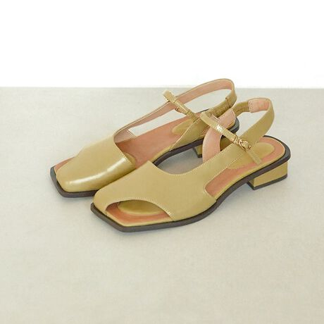 [^ԁF54505014070]_ȃXNGAgDƍiȃU[ZAX^CbVŗSnQ̃T_BS̓Iɔ̘Io}ďt`Ă܂ŒԂy݂邱ƂӎA܂ڂIVȂӂƂC\[̃X|WŐSn̗ǂSnɂS܂BewBTnChfUCIŁAVvȂnCZXȈۂ^AǂȃR[fBl[gɂ킹₷ꑫłBfC[炿Ƃo܂ŁALV[Ŋ􂢂܂BꕔBe摜́A̓ŐFČꍇ܂Bi̐F͔wĩX^WIBe摜QƉB摜̏i̓TvłBۂ̏iƎdlAH኱قȂꍇ܂BAɏtƂ\hׂɃ\[ɕیV[gĂ鏤i܂BیV[gꂽ܂܂gpɂȂƊ₷댯ł܂̂ŕKĂ炲gpB܂ASĂ̏iɕیV[gĂł͂܂̂łBubN fFH156 B75 W59 H85 pTCYF37AC{[ fFH162 B79 W59 H85 pTCYF37