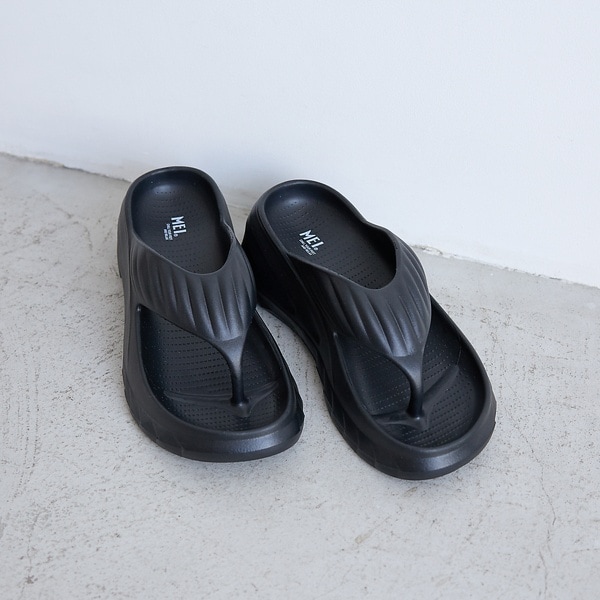 [}C]MEI gO{[\[T_/ID ojX^[iAu BANNISTERj ubN