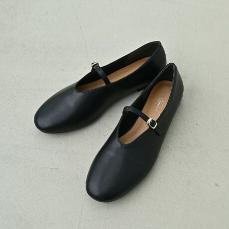 [^ԁF54515721721]l̊Â郁[WF[pvXBEhgDȂ̂ł炩ۂɂȂ܂BܐɂƂ肪̂|CgBdłgVvȃubNɁAghڂ̃X^bYVM[̓\bNXƍ킹邱Ƃł肱Ȃꊴo܂BꕔBe摜́A̓ŐFČꍇ܂Bi̐F͔wĩX^WIBe摜QƉB摜̏i̓TvłBۂ̏iƎdlAH኱قȂꍇ܂BAɏtƂ\hׂɃ\[ɕیV[gĂ鏤i܂BیV[gꂽ܂܂gpɂȂƊ₷댯ł܂̂ŕKĂ炲gpB܂ASĂ̏iɕیV[gĂł͂܂̂łB