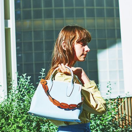 Qredeux/レザーツイストショルダートートBAG(M) | ロウェル シングス 