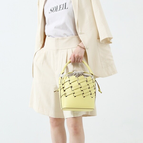 Uni&Co ユニ メッセンジャーバッグ イエロー L牛革