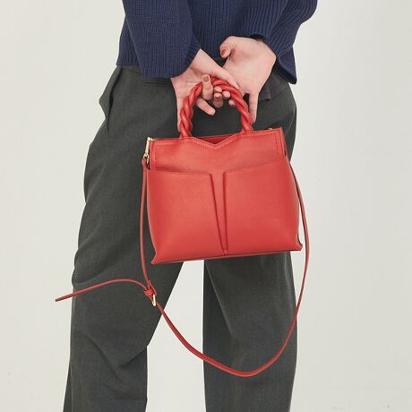 [^ԁF51495021055]yDesignzH̑ɃtBbg25AWVFIWVoIyTwiste/cEBXeB[zcCXgnhANZgɂȂ2WayV_[obOBOʂɑ傫2̃|Pbg@\ʂŏ[BɈʒuO\Ȏd؂|[`̓WbvtŁAMdiוK[hB3dlƂĐڂ₷fUCBi|[`͂āALOPENXy[XƂĂg܂jyDetailz500ml̃ybg{gⒷzSĎ[ł邿傤ǗǂTCỸobOłBnhobO{V_[obOƂĂg2WAYdlȂ̂|Cgypocketz|[`O:I[v|Pbg~1w:Wbv|Pbg~1@OO:I[v|Pbg~2̃e[vV_[͕ʔ菤iɂȂ܂̂łӂBi51465074002E51495074002j