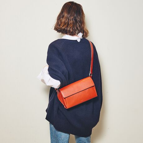 [^ԁF51505012008]yDesignzyStri/XgzɂV{背U[gpÂɃtBbgfUC̃{fBobOBwʃ|Pbgd₷2w\ŁAڈȏ̎[́IO|łwĂɌ܂AnYt[ŉKɎg܂BV_[̓X^COD݂ɂĒ߂\BJWAɂꂢ߂ɂ킹₷̂ŁALX^CɊ􂵂܂BypocketzOFI[v|Pbg~1wFI[v|Pbg~1wFI[v|Pbg~1