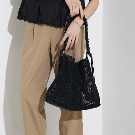 [^ԁF51502051732]yDesignzpR[hŕ҂݂nhANZgɂȂbVg[gobOB̃{^ŁA`̕ωy߂܂B͊J₷}OlbgdlȂ̂ŁAו̏o₷̂|CgBA4TCYyX[͂ŁAbVfނȂł͂̌ýBfC[gɂ͂AsAAEghA⃌W[V[ɂ߂̃ACełB