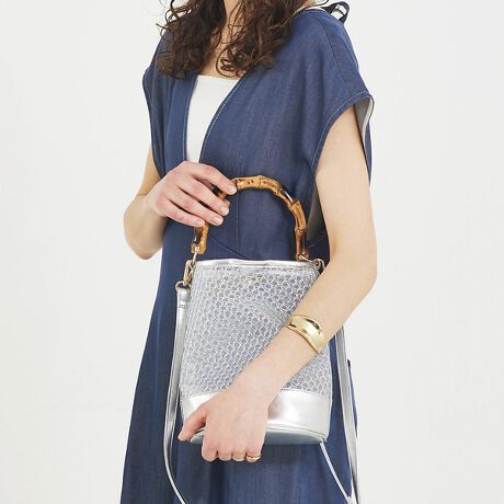 [^ԁF51502022731]yDesignzȃbVfށ~ou[̃nhiȈۂ̃oPc^fUCobOBV[Y[h𐷂グAu₩ŏiȈۂ^ĂACełBO\ȃV_[Xgbvt2WAYdlBy₩ȃs[XȂǂ̃GKgX^CɂfjȂǂ̃VvJWAX^Cɂ߂łB